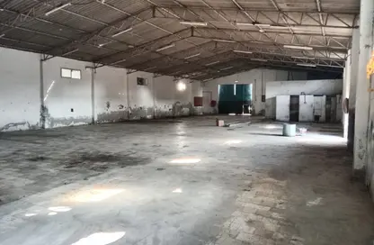 مستودع - استوديو - 1 حمام للايجار في المنطقة الصناعية القديمة - أم القيوين