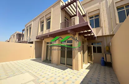 Townhouse - 4 Bedrooms - 5 Bathrooms for rent in Golf Gardens - Khalifa City - Abu Dhabi