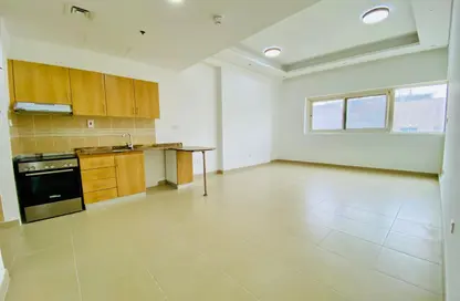 Apartment - 1 Bedroom - 1 Bathroom for rent in ASB Tower - Dubai Silicon Oasis - Dubai