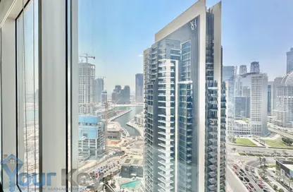 Office Space - Studio - 1 Bathroom for rent in The Binary Tower - Business Bay - Dubai