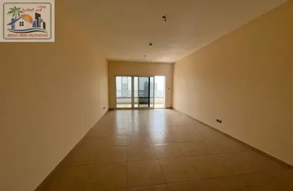 Apartment - 2 Bedrooms - 2 Bathrooms for rent in Al Khan Lagoon Tower - Al Khan Lagoon - Al Khan - Sharjah