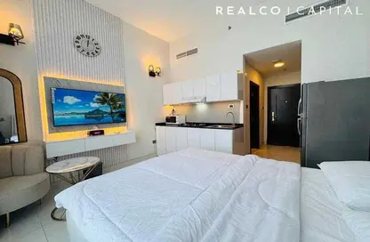 Apartment - Studio - 1 Bathroom for rent in Al Manara Building - Sheikh Zayed Road - Dubai