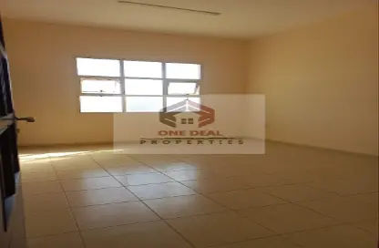 Empty Room image for: Apartment - 2 Bedrooms - 3 Bathrooms for rent in Al Khabisi - Al Ain, Image 1