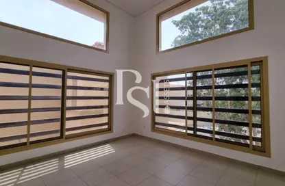 Villa - 5 Bedrooms - 6 Bathrooms for sale in Golf Gardens - Khalifa City - Abu Dhabi