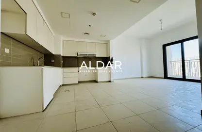 Apartment - 2 Bedrooms - 2 Bathrooms for rent in Hayat Boulevard-1B - Hayat Boulevard - Town Square - Dubai