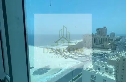 Apartment - 3 Bedrooms - 2 Bathrooms for rent in Corniche Tower - Ajman Corniche Road - Ajman