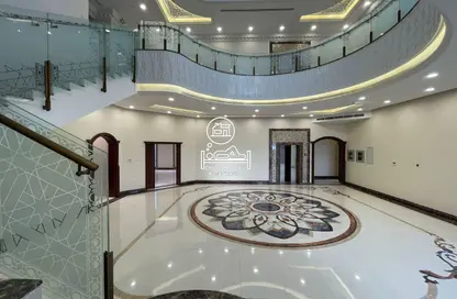 Villa - Studio - 7+ Bathrooms for rent in Shakhbout City - Abu Dhabi