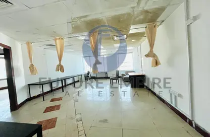 Office Space - Studio - 1 Bathroom for rent in Al Muraqqabat - Deira - Dubai