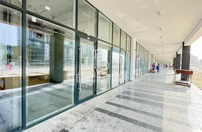 Shop - Studio - 1 Bathroom for rent in AZIZI Riviera 40 - Meydan One - Meydan - Dubai