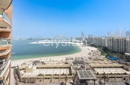 Apartment - 2 Bedrooms - 3 Bathrooms for rent in Amber - Tiara Residences - Palm Jumeirah - Dubai