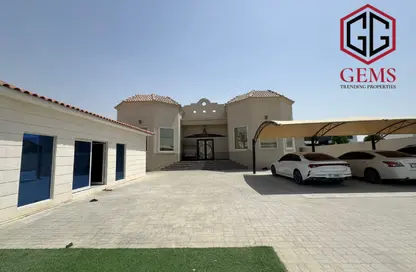 Villa - 4 Bedrooms - 5 Bathrooms for rent in Nad Al Sheba 3 - Nad Al Sheba - Dubai