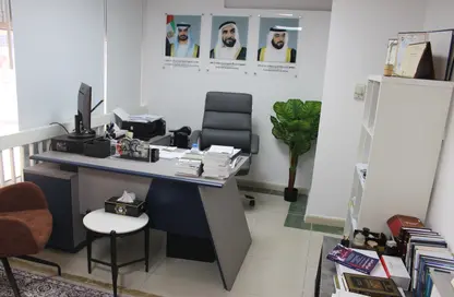 Office Space - Studio - 1 Bathroom for rent in Al Khalidiya - Abu Dhabi