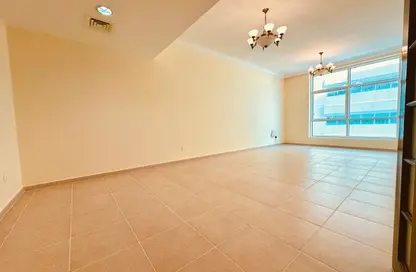 Apartment - 2 Bedrooms - 4 Bathrooms for rent in Al Jazeera Towers - Hamdan Street - Abu Dhabi