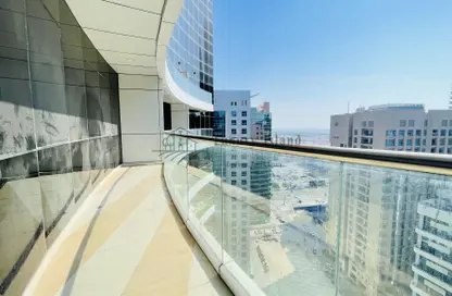 Balcony image for: Apartment - 1 Bedroom - 2 Bathrooms for rent in Khalidiya Street - Al Khalidiya - Abu Dhabi, Image 1