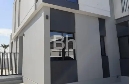 Villa - 4 Bedrooms - 5 Bathrooms for rent in Al Furjan West - Al Furjan - Dubai