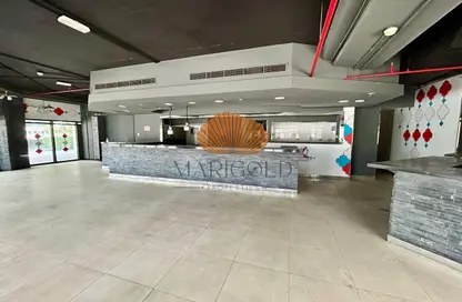 متجر - استوديو للايجار في أبراج بحيرة الجميرا - دبي متجر - استوديو للايجار في أبراج بحيرة الجميرا - دبي