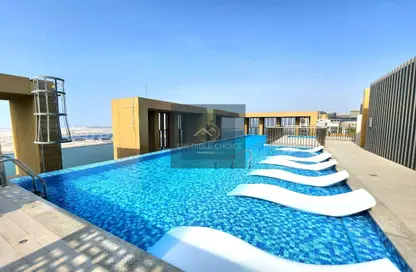Pool image for: Apartment - 3 Bedrooms - 4 Bathrooms for rent in Deira Enrichment Project - Deira - Dubai, Image 1