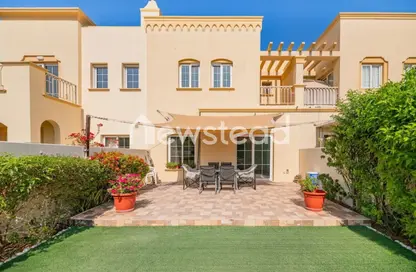 Villa - 2 Bedrooms - 3 Bathrooms for rent in Springs 8 - The Springs - Dubai