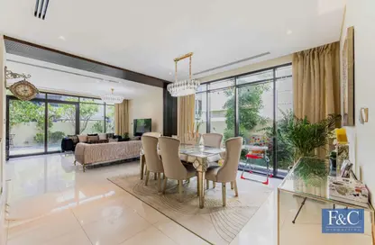 Villa - 4 Bedrooms - 5 Bathrooms for rent in Meadows 3 - Meadows - Dubai