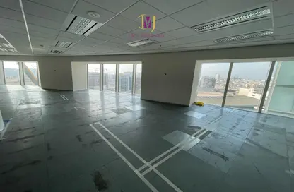 Parking image for: Office Space - Studio - 1 Bathroom for rent in Park Place Tower - Sheikh Zayed Road - Dubai, Image 1