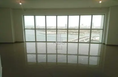شقة - 2 غرف نوم - 3 حمامات للايجار في برج راس الخيمة - مارينا سكوير - جزيرة الريم - أبوظبي