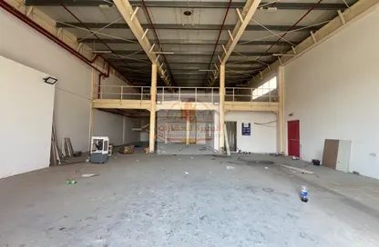 Warehouse - Studio - 1 Bathroom for rent in Al Sajaa Industrial - Al Sajaa - Sharjah