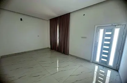 مجمع سكني - 3 غرف نوم - 2 حمامات للايجار في المعمورة - رأس الخيمة