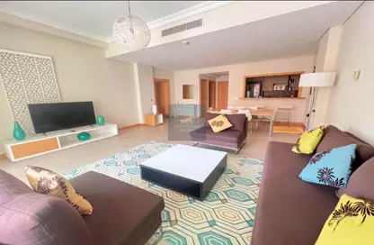 Apartment - 2 Bedrooms - 3 Bathrooms for rent in Al Das - Shoreline Apartments - Palm Jumeirah - Dubai