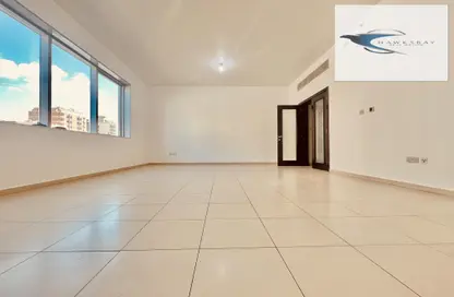 Empty Room image for: Apartment - 4 Bedrooms - 6 Bathrooms for rent in Al Manhal Tower - Airport Road - Abu Dhabi, Image 1