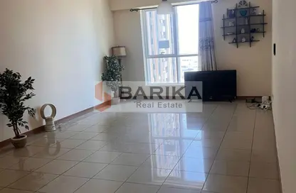 Apartment - 1 Bedroom - 1 Bathroom for rent in Sulafa Tower - Dubai Marina - Dubai