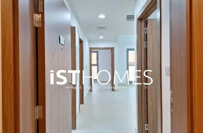 شقة - غرفة نوم - 2 حمامات للايجار في الجافلية - دبي