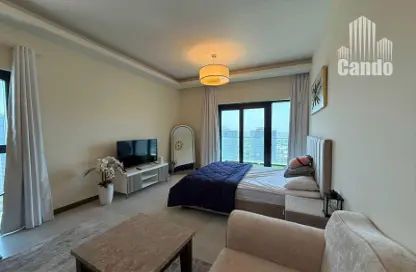 Apartment - Studio - 1 Bathroom for rent in SOL Bay - Business Bay - Dubai
