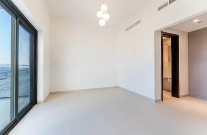 عمارة بالكامل - غرفة نوم - 2 حمامات للايجار في عزيزي برتون - الفرجان - دبي