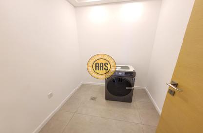 Apartment - 1 Bedroom - 2 Bathrooms for sale in Diamond Building - Jumeirah Garden City - Al Satwa - Dubai