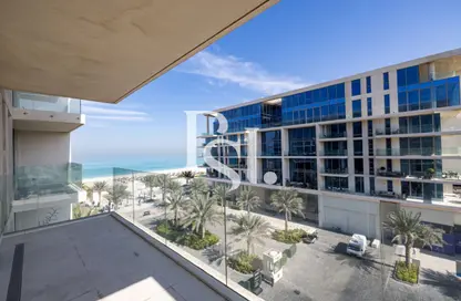 شقة - 2 غرف نوم - 3 حمامات للايجار في ممشى السعديات - منطقة السعديات الثقافية - جزيرة السعديات - أبوظبي