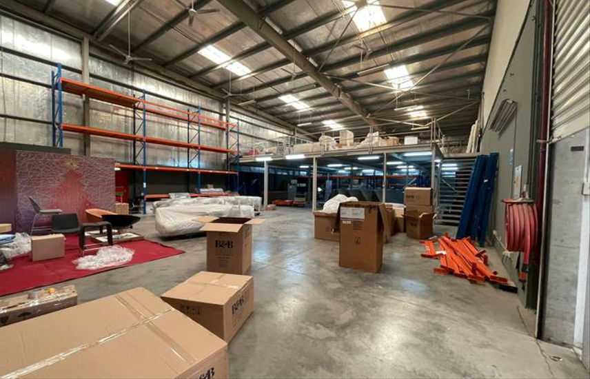 Warehouse for Rent in Ras Al Khor Industrial 2 Warehouses For Rent at