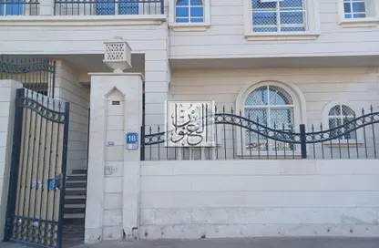 فيلا - 4 غرف نوم - 4 حمامات للايجار في مدينة خليفة - أبوظبي