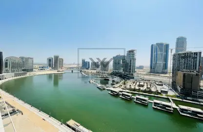 صورة لـ منظر مائي. شقة - 2 غرف نوم - 4 حمامات للبيع في داماك مايسون كانال فيوز - الخليج التجاري - دبي ، صورة رقم 1