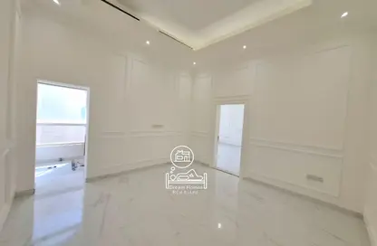 شقة - غرفة نوم - 1 حمام للايجار في مدينة محمد بن زايد - أبوظبي