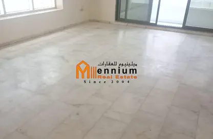 Apartment - 2 Bedrooms - 2 Bathrooms for rent in New Al Taawun Road - Al Taawun - Sharjah