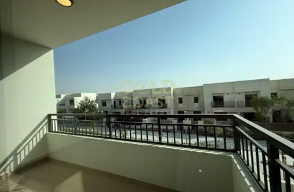 Duplex - 3 Bedrooms - 4 Bathrooms for rent in The Regent - Town Square - Dubai