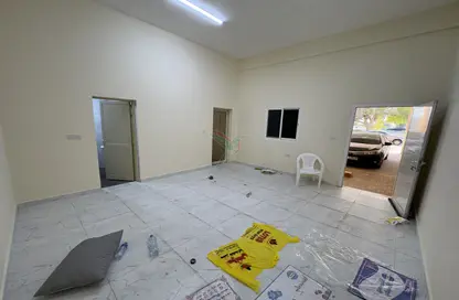 Apartment - Studio - 1 Bathroom for rent in Al Khrais - Al Jimi - Al Ain