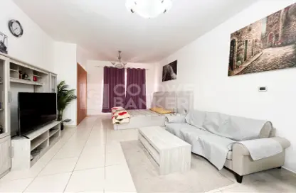 Apartment - Studio - 1 Bathroom for sale in Mulberry 2 - Emirates Gardens 2 - Jumeirah Village Circle - Dubai