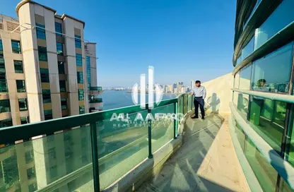 Apartment - 3 Bedrooms - 5 Bathrooms for rent in Al Majaz 3 - Al Majaz - Sharjah