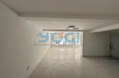 Office Space - Studio for rent in Al Karama - Dubai