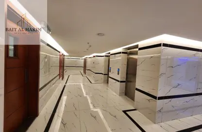 عمارة بالكامل - 8 غرف نوم - 8 حمامات للبيع في 1  الروضة - الروضة - عجمان