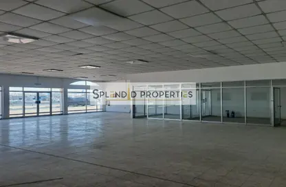 Shop - Studio for rent in Al Khabisi - Deira - Dubai