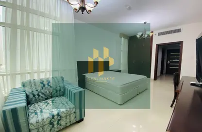 Apartment - 1 Bathroom for rent in OPAL Tower - Al Nahyan Camp - Abu Dhabi
