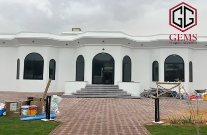 Villa - 4 Bedrooms - 5 Bathrooms for rent in Al Mizhar 1 - Al Mizhar - Dubai