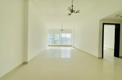 Apartment - 1 Bedroom - 2 Bathrooms for rent in Al Mamzar - Sharjah - Sharjah